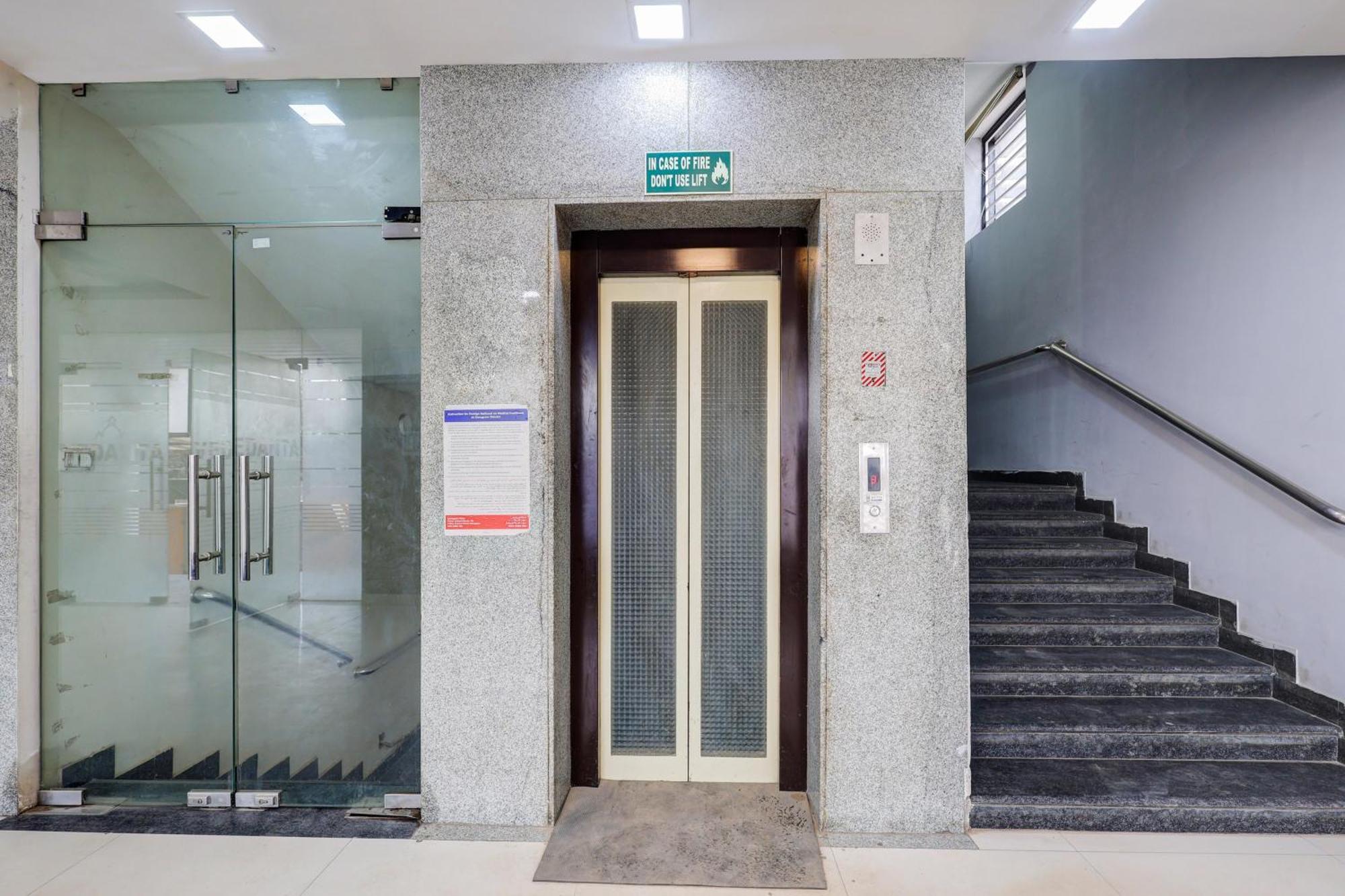 فندق Super Townhouse Sector 38 Gurgaon Near Medanta المظهر الخارجي الصورة