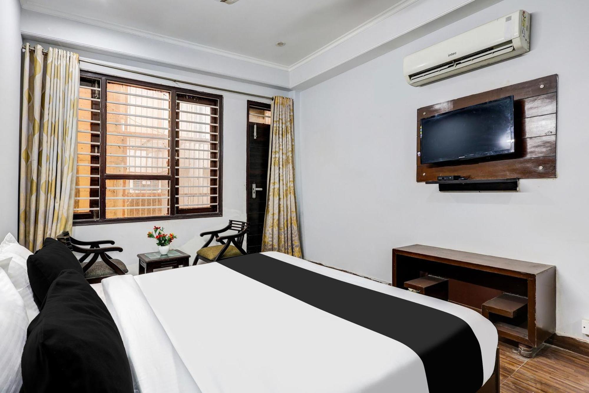 فندق Super Townhouse Sector 38 Gurgaon Near Medanta المظهر الخارجي الصورة
